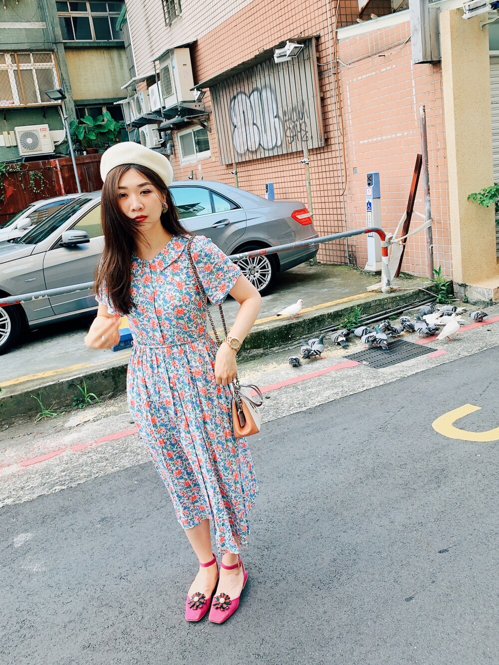 「ootd、outfit、vintage、90’s、moussy、merry jenny、Lily Brown、MARC BY MARC JACOBS、wiwt、COACH」｜「MOUSSYのBASIC BERET（ハンチング/ベレー帽、ホワイト系）」を使った、Zooeyさん（レディース・165cm）の春コーディネートの1枚目の写真