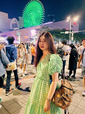 「Marc by Marc Jacobs（マークバイマークジェイコブス）のアイテム（アナログ腕時計）」を使った、Zooeyさん（レディース・165cm）の秋コーディネート