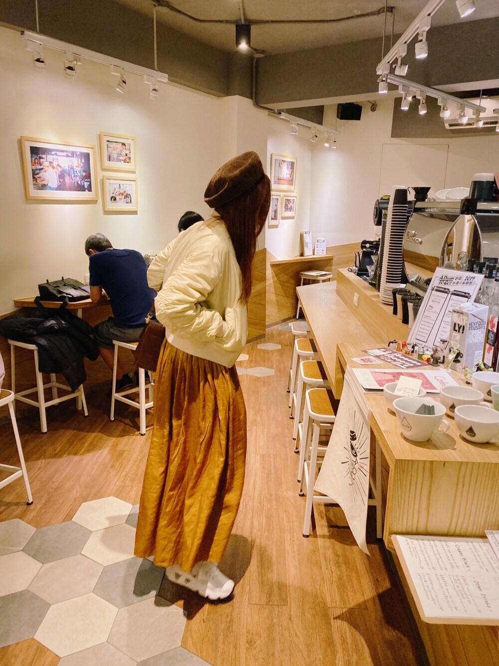 「ootd、outfit、jouetie、JEANASiS、NIKE、TESTIFY、oldskool、vintage、90’s、Taiwan」｜「TESTIFYのアイテム（帽子、ブラウン系）」を使った、Zooeyさん（レディース・165cm）の冬コーディネートの1枚目の写真