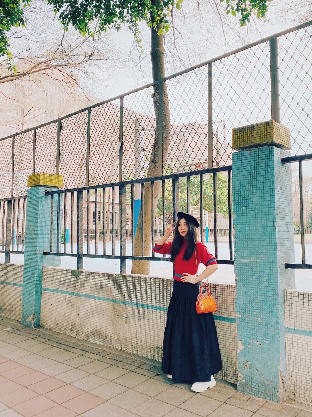 「ootd、outfit、ZARA、jouetie、KBF、snidel、moussy、CASIO、Taiwan、vintage」｜「ZARAのアイテム（ハンチング/ベレー帽、ブラック系）」を使った、Zooeyさん（レディース・165cm）の春コーディネートの1枚目の写真