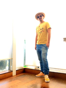 「アイテム（スニーカー、イエロー系）」を使った、Mikottyさん（メンズ・170cm）の秋コーディネート