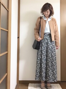 ノーカラージャケット ベージュ系 を使った 水色 の人気ファッションコーディネート Wear ノーカラージャケット ベージュ系 を使った 水色 の人気ファッションコーディネート Wear