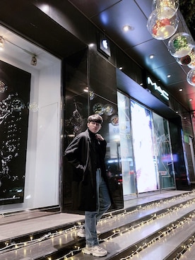 「Carhartt（カーハート）のアイテム（チェスターコート）」を使った、LKCさん（メンズ・173cm）の冬コーディネート