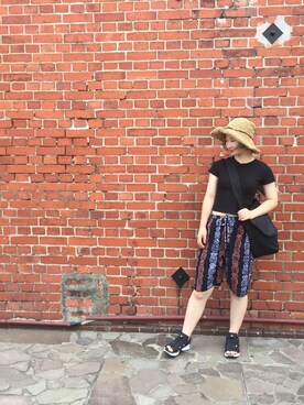 「H&M（エイチ・アンド・エム）のアイテム（Tops、ブラック系）」を使った、OLUBOBOさん（レディース・154cm）の春コーディネート