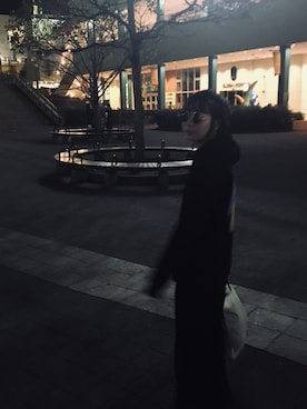「RAGEBLUE（レイジブルー）のアイテム（Hoodies、ブラック系）」を使った、OLUBOBOさん（レディース・154cm）の冬コーディネート