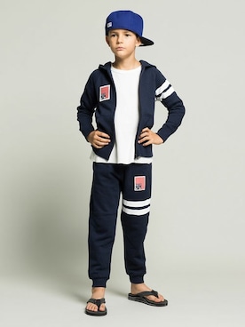 「FUN Fred Segal（ファンフレッドシーガル）のアイテム」を使った、FUN Fred Segalさん（キッズ・130cm）の秋コーディネート