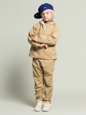 「子供服」｜「アイテム（マウンテンパーカー）」を使った、FUN Fred Segalさん（キッズ・130cm）の秋コーディネート