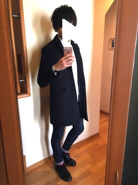 「ダニエルウェリントン」｜「アイテム（チェスターコート）」を使った、ふくちゃんさん（メンズ・175cm）の冬コーディネート