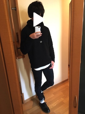 「UNIQLO（ユニクロ）のWOMEN ウルトラストレッチジーンズ（デニムパンツ）」を使った、ふくちゃんさん（メンズ・175cm）の冬コーディネート