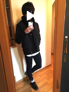 「UNIQLO（ユニクロ）のWOMEN ウルトラストレッチジーンズ（デニムパンツ）」を使った、ふくちゃんさん（メンズ・175cm）の冬コーディネート