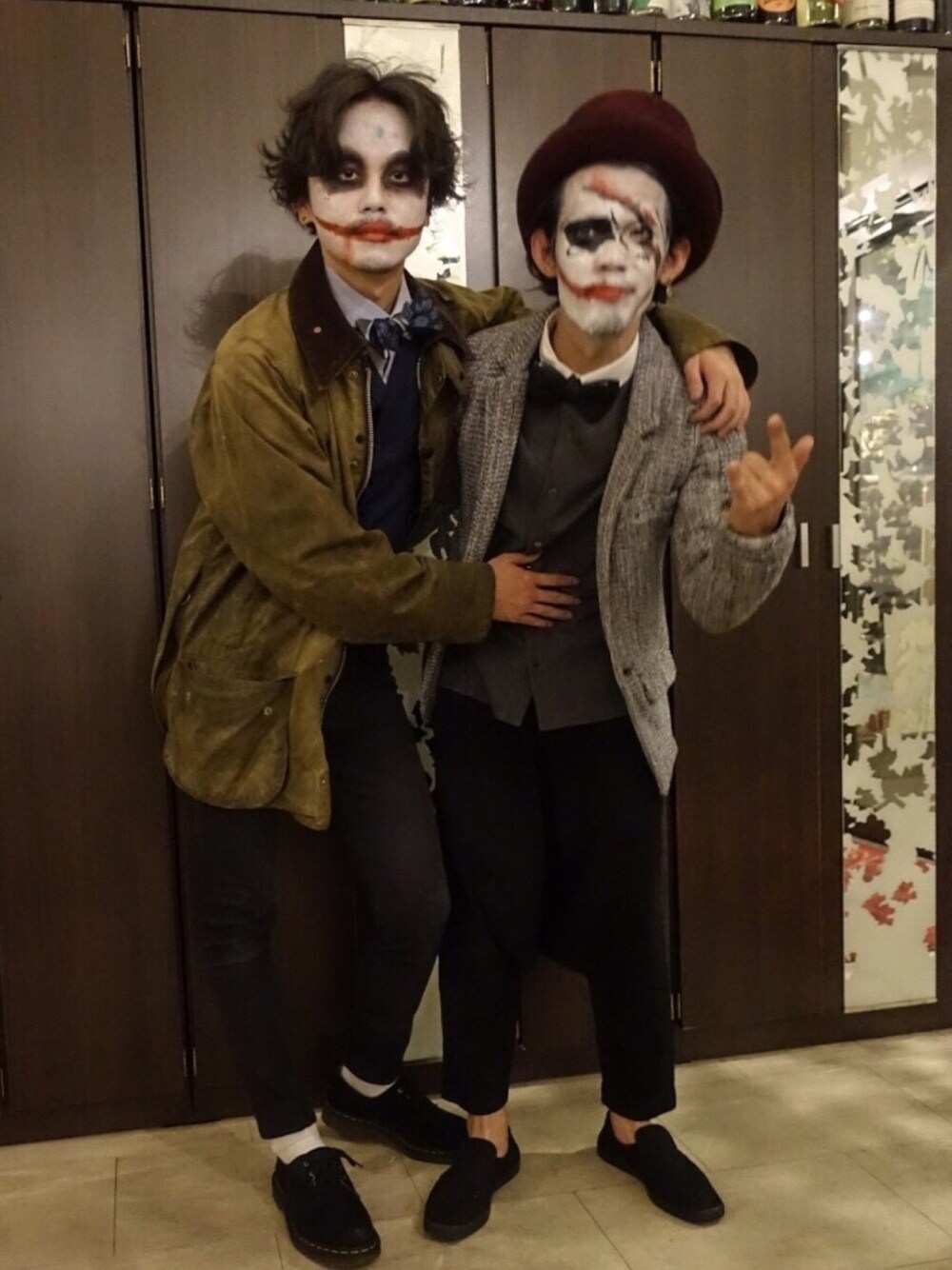 「秋コーデ、パーティースタイル、古着MIX、ゆるコーデ、ハロウィン、halloween、リンクコーデ、オトナカジュアル、仮装、wearhalloween2017」｜「KNOTTのKNOTT MEN ウールコンビ シャツ（シャツ/ブラウス、ホワイト系）」を使った、TogAさん（メンズ・165cm）の秋コーディネートの1枚目の写真