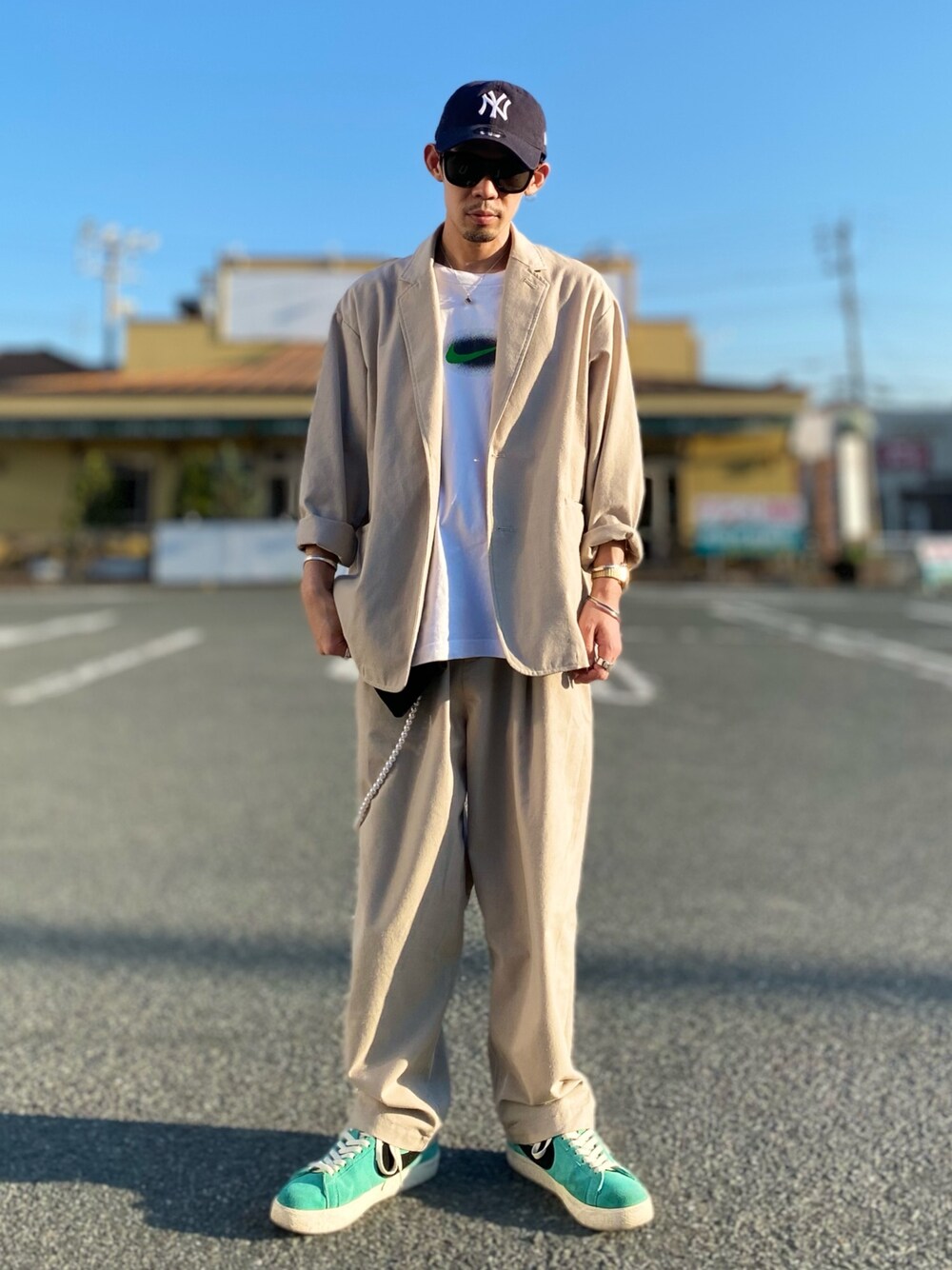 WE11DONEのウォレットチェーンを使った人気ファッション