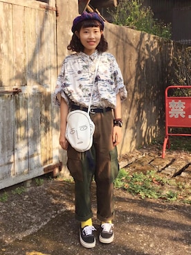 「plain-me（プレインミー）のアイテム（パンツ）」を使った、三皮三皮さん（レディース・158cm）の秋コーディネート
