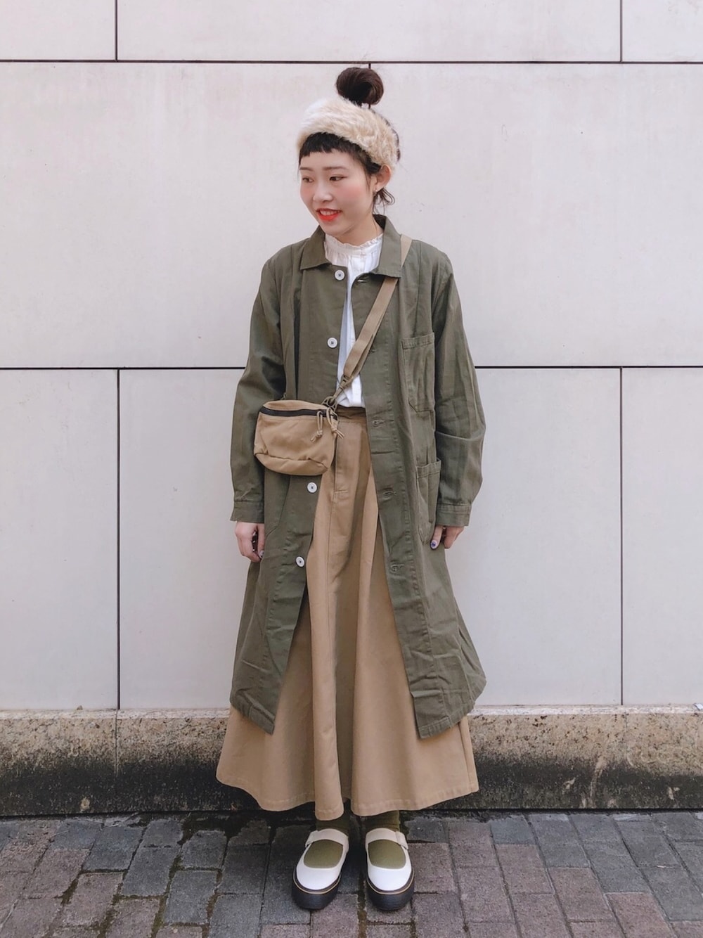 「ootd、vintage、Dr.Martens、古着、古着MIX」｜「VINTAGEのアイテム（ジャケット/アウター、グリーン系）」を使った、三皮三皮さん（レディース・158cm）の秋コーディネートの1枚目の写真