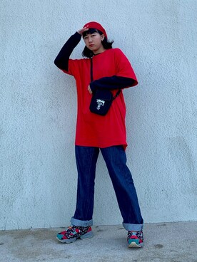 「STUSSY（ステューシー）のアイテム（ショルダーバッグ、ブラック系）」を使った、chuching さん（レディース・156cm）の秋コーディネート