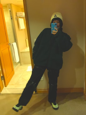 「UNIQLO（ユニクロ）のアイテム（ノーカラージャケット、グリーン系）」を使った、chuching さん（レディース・156cm）の冬コーディネート