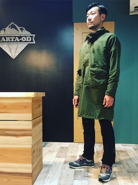 「BURLAP OUTFITTER（バーラップアウトフィッター）のアイテム（その他アウター）」を使った、Shinyu Tanakaさん（メンズ・173cm）の冬コーディネート