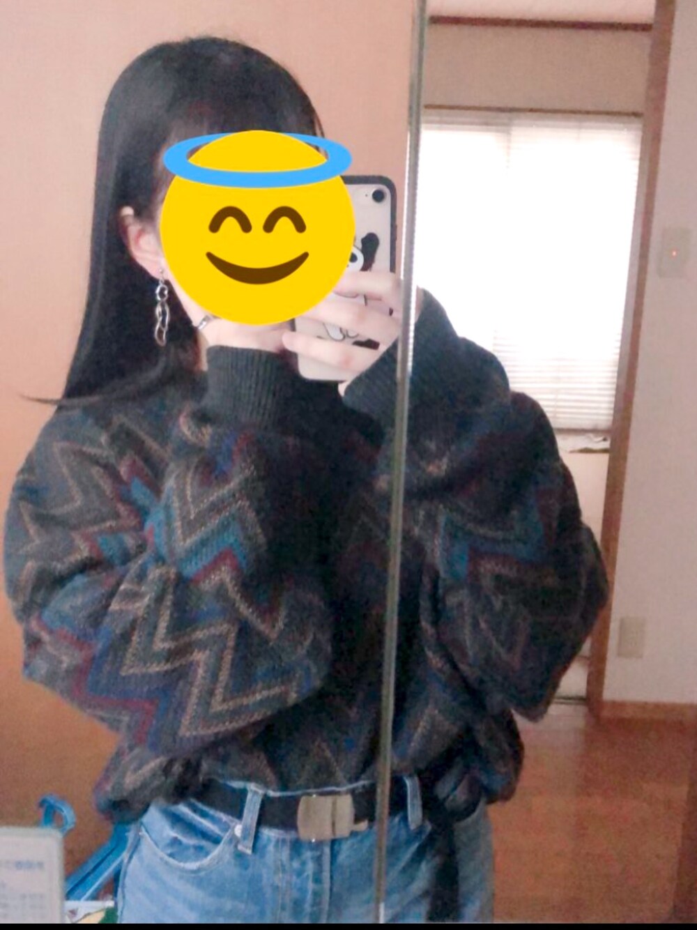 「古着、古着コーデ、古着好きな人と繋がりたい、古着女子」｜「古着屋のアイテム（ニット/セーター、その他）」を使った、あーすさん（レディース・156cm）の冬コーディネートの1枚目の写真