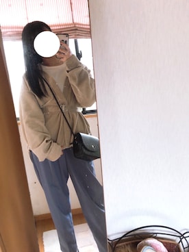 あーす is wearing shopnikoniko "レザー調ミニフラップショルダーバッグ"