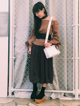 「アイテム（シャツ/ブラウス、イエロー系）」を使った、Narcissus-japanさん（レディース・160cm）の春コーディネート