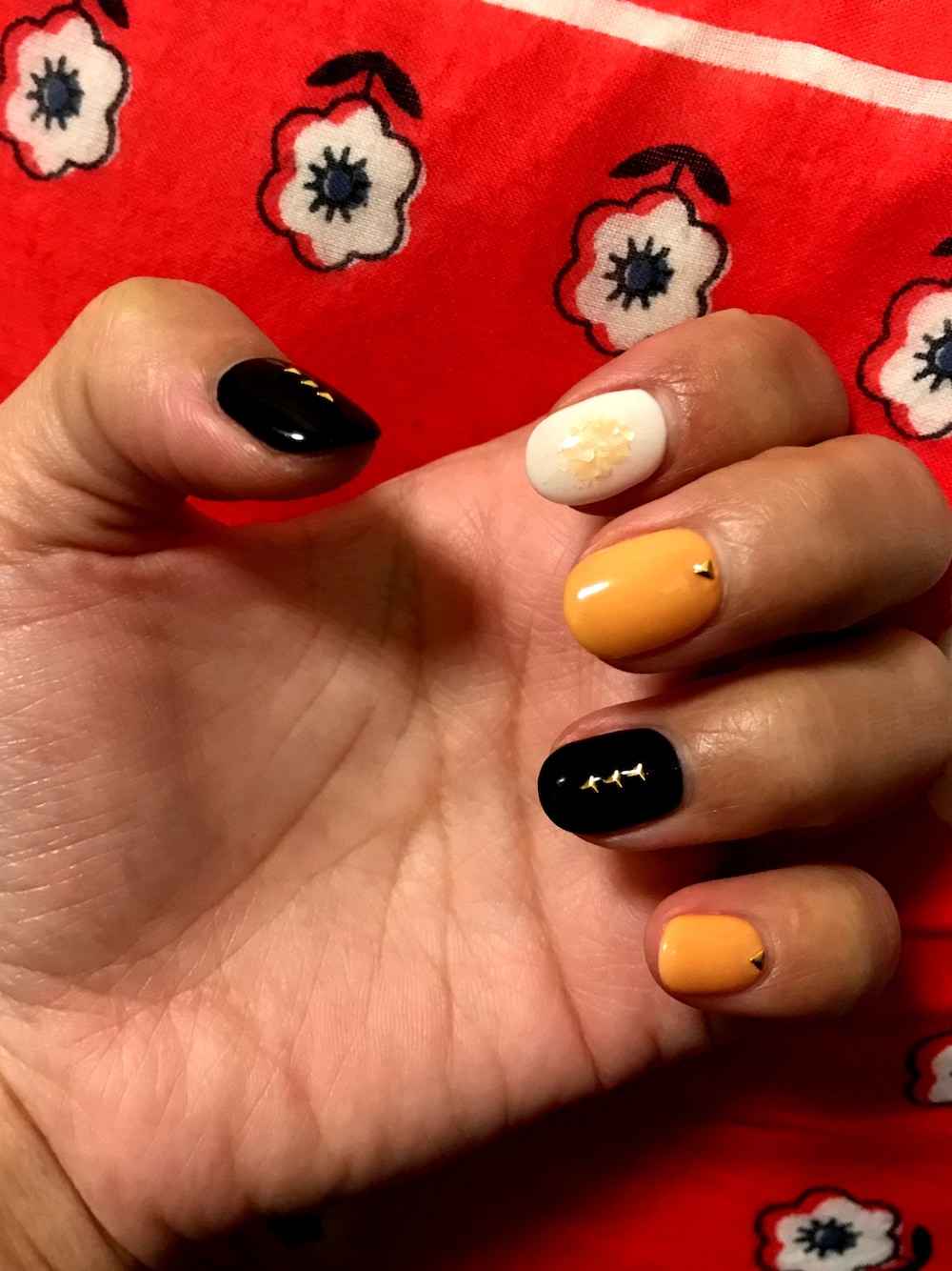 「NAILSのアイテム（ハンドケア/ハンドクリーム、イエロー系）」を使った、♡♡てばく♡♡さん（レディース・150cm）の冬コーディネートの1枚目の写真