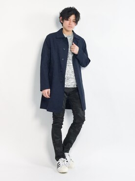 「クルーネックニット」｜「アイテム（ステンカラーコート）」を使った、むんさん（メンズ・179cm）の冬コーディネート