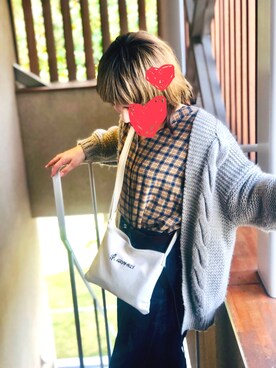 「Gramicci（グラミチ）のアイテム（バッグ、ホワイト系）」を使った、あやてぃんさん（レディース・156cm）の秋コーディネート