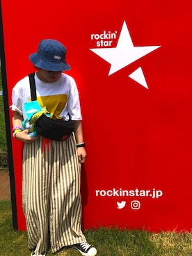 「アジカンライブＴシャツのアイテム（Tシャツ/カットソー、ホワイト系）」を使った、あやてぃんさん（レディース・156cm）の夏コーディネート