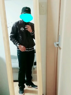 「雨」｜「アイテム（ナイロンジャケット）」を使った、やまぴさん（メンズ・173cm）の冬コーディネート