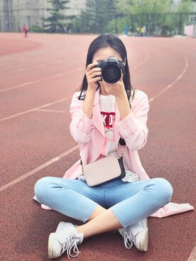 「ONLY（オンリー）のアイテム（バッグ）」を使った、发呆de林宝さん（レディース・175cm）の春コーディネート