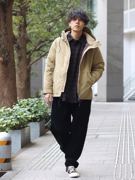 「INHERIT（インヘリット）のアイテム（ジャケット/アウター）」を使った、YUTAさん（メンズ・178cm）の冬コーディネート