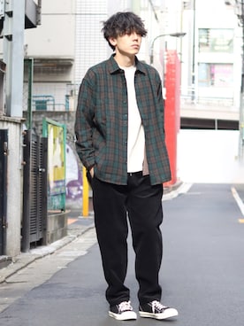 「INHERIT（インヘリット）のアイテム」を使った、YUTAさん（メンズ・178cm）の冬コーディネート