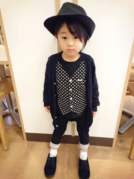 「アイテム（福袋/福箱、ブラック系）」を使った、-粋-さん（キッズ・100cm）の冬コーディネート