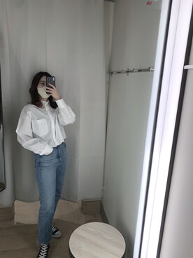 「H&M（エイチ・アンド・エム）のアイテム（シャツ/ブラウス、ホワイト系）」を使った、kaedeさん（レディース・158cm）の春コーディネート