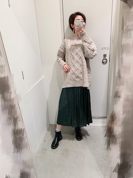 【新品】AUNT MARIE'S クルーネックケーブルニット Aunt Marie's（アントマリーズ）の「AUNT MARIE'S クルーネック