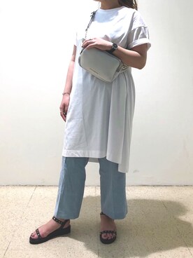 「アイテム（ボディバッグ/ウエストポーチ、シルバー系）」を使った、まつさん（レディース・162cm）の夏コーディネート