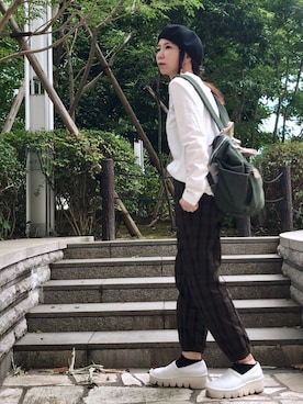「yoko sakamoto（ヨーコサカモト）のアイテム」を使った、ワニコさん（レディース・163cm）の秋コーディネート