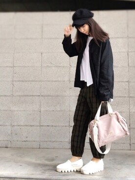 「yoko sakamoto（ヨーコサカモト）のアイテム」を使った、ワニコさん（レディース・163cm）の秋コーディネート