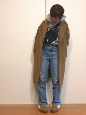 「ロゴパーカー」｜「アイテム（チェスターコート）」を使った、chiroruᵕ̈*さん（レディース・152cm）の冬コーディネート