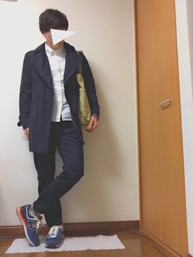 「ネイビー×ホワイト」｜「アイテム（トレンチコート）」を使った、しんちゃんさん（メンズ・171cm）の冬コーディネート
