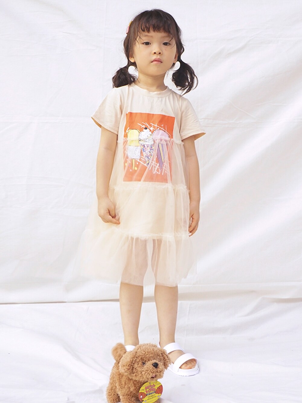 「夏、连衣裙、kids、2019ss」｜「漪家童装のアイテム（スカート、ベージュ系）」を使った、yiyiさん（キッズ・100cm）の春コーディネートの1枚目の写真