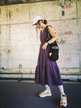 「petitcro（プティクロ）のpetitcro  ワイドバングル PCKB1901001（バングル/リストバンド）」を使った、IMOKOさん（レディース・170cm）の夏コーディネート