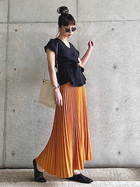 「petitcro（プティクロ）のpetitcro  ワイドバングル PCKB1901001（バングル/リストバンド）」を使った、IMOKOさん（レディース・170cm）の春コーディネート