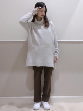 「ストレートパンツ」｜「アイテム（チュニック）」を使った、miさん（レディース・160cm）の冬コーディネート