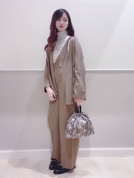 「レプシィム(LEPSIM)」｜「アイテム（オールインワン・サロペット）」を使った、miさん（レディース・160cm）の冬コーディネート