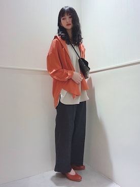 「レプシィム(LEPSIM)」｜「アイテム（チノパンツ）」を使った、miさん（レディース・160cm）の春コーディネート