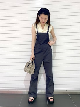 「アパートバイローリーズ」｜「アイテム（オールインワン・サロペット）」を使った、miさん（レディース・160cm）の夏コーディネート