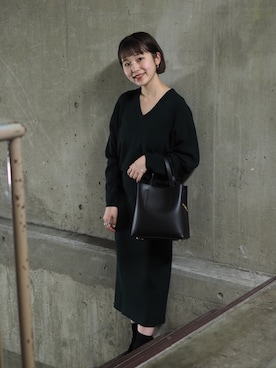 「Vネック」｜「アイテム（セットアップ）」を使った、miku kawamuraさん（レディース・157cm）の秋コーディネート