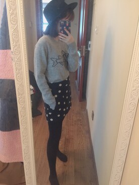 「UNIQLO（ユニクロ）のアイテム（ニット/セーター、グレー系）」を使った、鹅妹子婴さん（レディース・158cm）の秋コーディネート