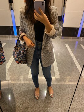 「PRIMA（プリマ）のアイテム」を使った、Vivian Yehさん（レディース・161cm）の秋コーディネート